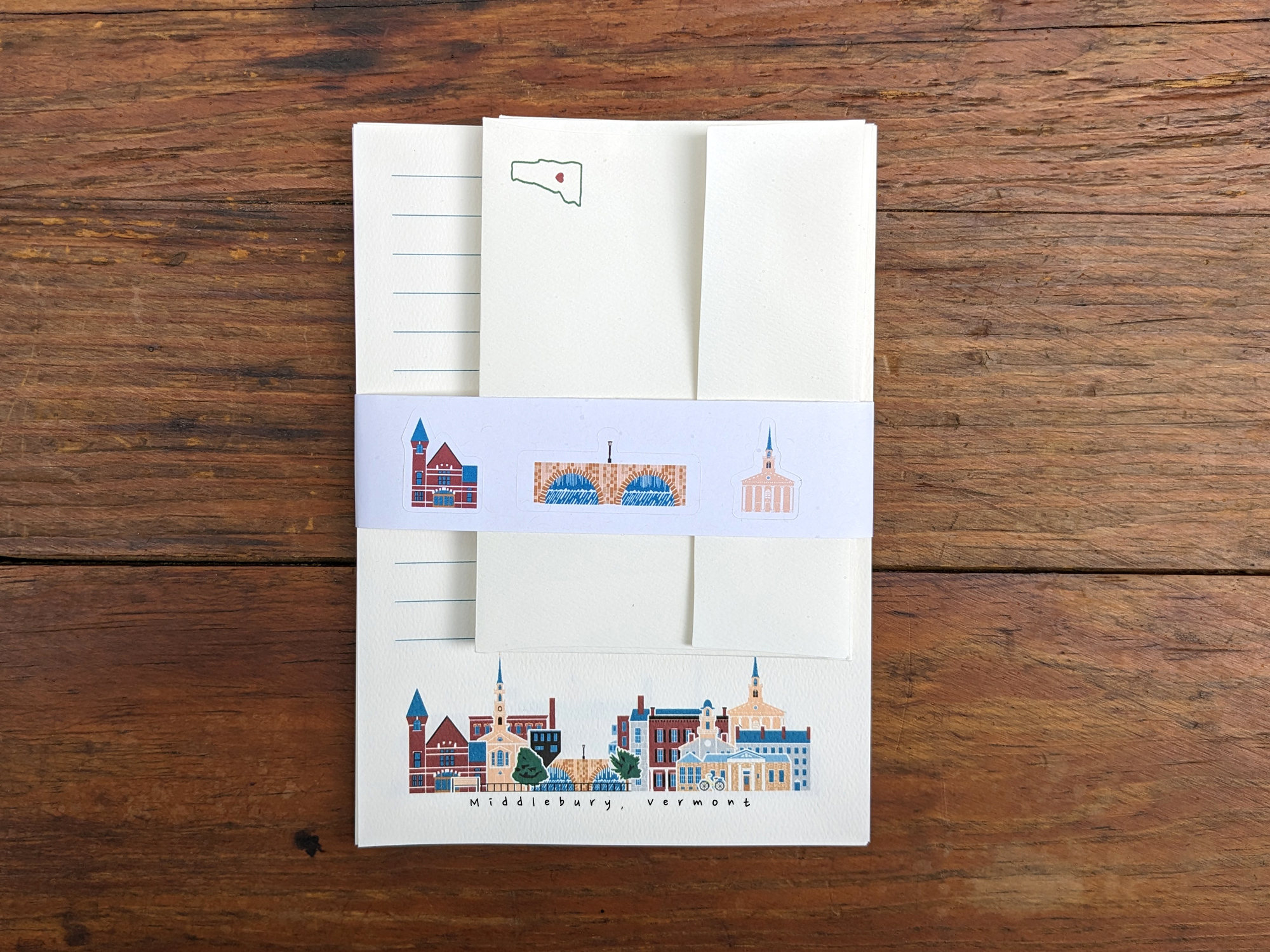 Middlebury | Stationary Set | 12 Sheets Paper + 6 Envelopes + Stickers